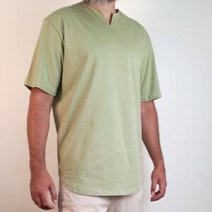 T-shirts col V
